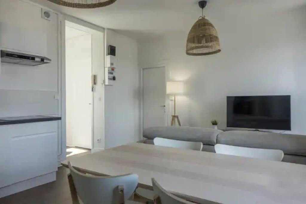 Apartamento T2 Le Chatelet Orléans Exterior foto